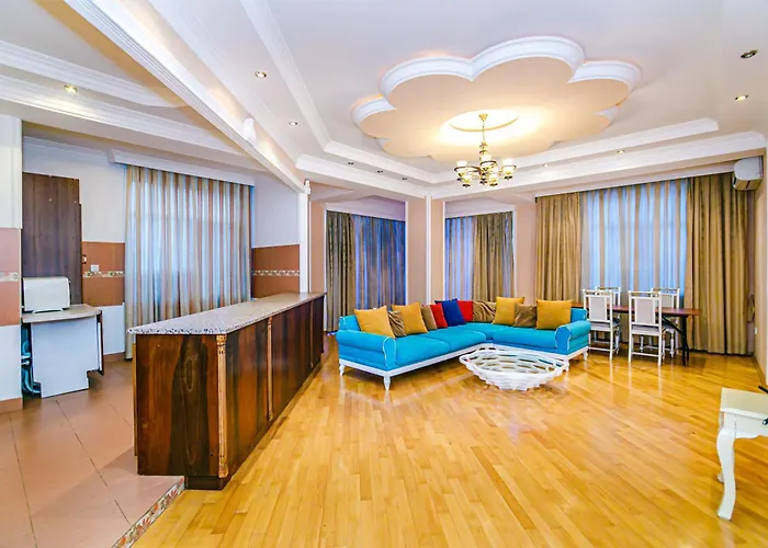 Deluxe Apartment 143